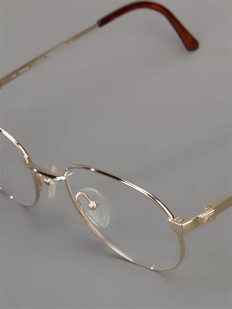 round arms on burberry glasses